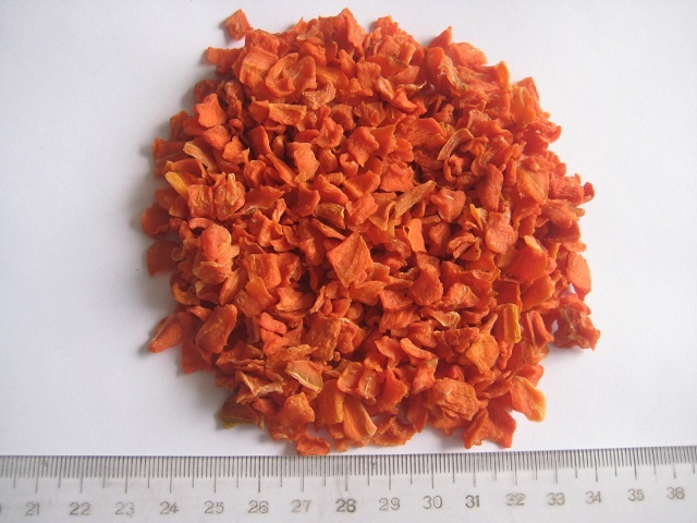 Air Dried Carrot Granules
